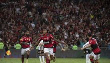 Flamengo empolgante. Vence o Corinthians e tem a despedida de dar inveja ao Palmeiras