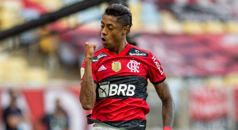 Bruno Henrique. Apesar de o Palmeiras oferecer mais dinheiro, a prioridade é continuar no Flamengo