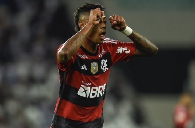 Bruno Henrique: também segue no Flamengo. Teve seu contrato renovado há poucos meses. Foto: Marcelo Cortes / CRF