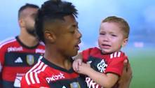 Entenda o que Bruno Henrique disse para bebê que chorava no jogo contra o Botafogo