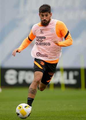 Bruno Méndez em treino recente no CT Joaquim Grava