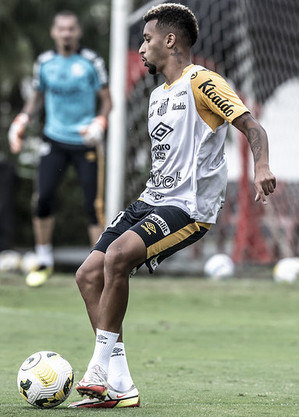 Meia-atacante Bruno Oliveira pertence à Caldense-MG