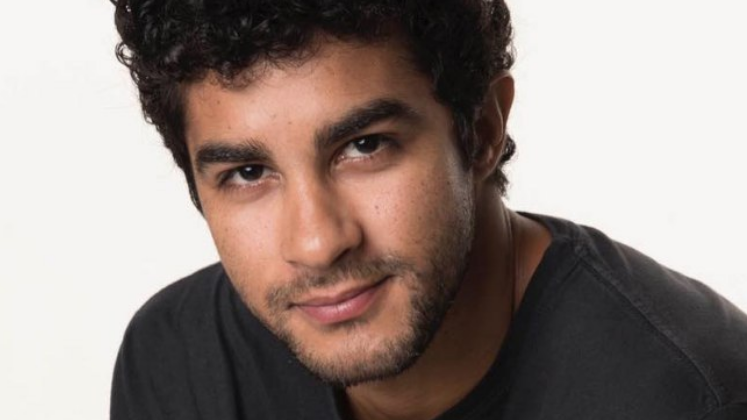 Bruno Suzano faz parte do elenco da superprodução Reis. O ator, que recebeu o prêmio revelação no Festival Fita, em 2014, ficou bastante conhecido após dar vida a Uriel, o melhor amigo de Jacó em Gênesis.