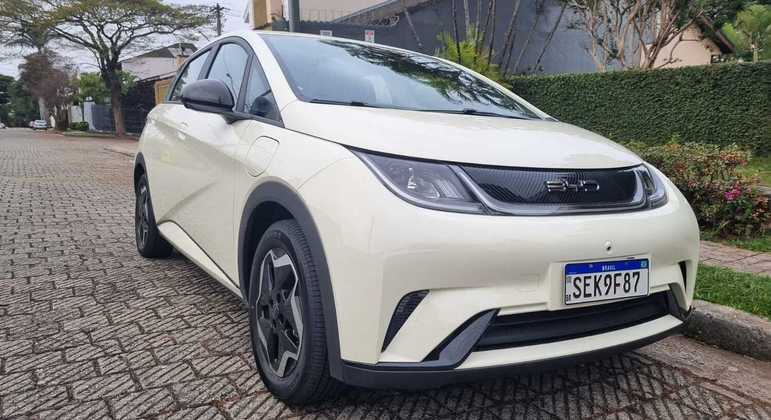 Se pisar fundo, BYD Dolphin faz de zero a 100 km/h em 10,9 segundos e vende bem no mercado europeu