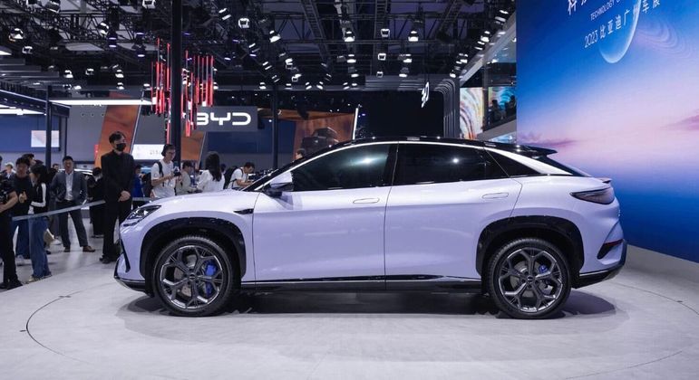 SUV tem quase 5m de comprimento e 3m de entre-eixos segundo as medidas já divulgadas