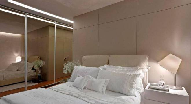 cabeceira de casal estofada com almofadas graziella nicolai 