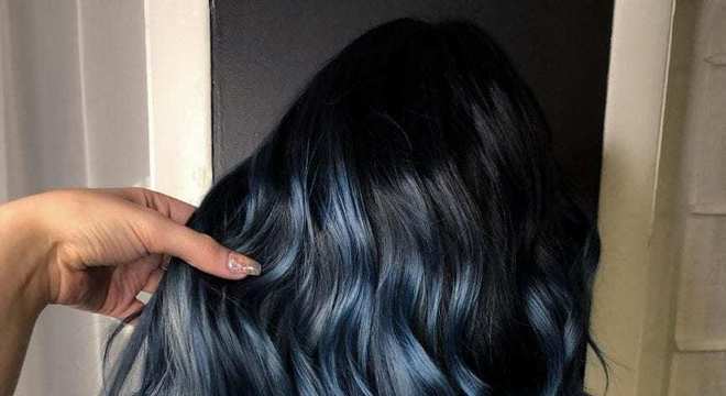 Cabelo cinza - Conheça como ter, cuidar e os vários tipos