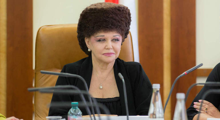 En plena guerra de Ucrania, la Web recuerda la extraña poesía de un senador ruso