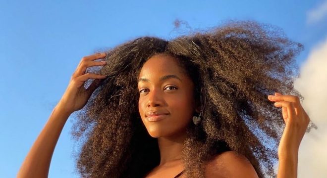 Cabelo natural - 7 motivos que irão te inspirar a deixar as madeixas naturais