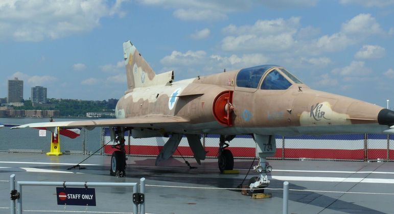 Caças Kfir são baseados nos aviões Mirage, de fabricação francesa
