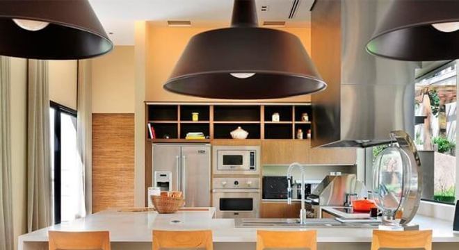 Cadeira de madeira para cozinha gourmet