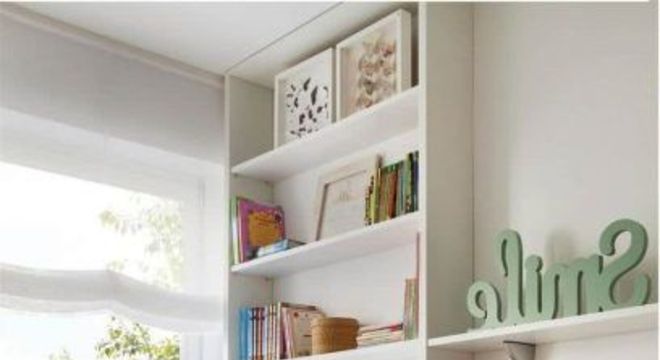 Cadeira giratória para quarto bege