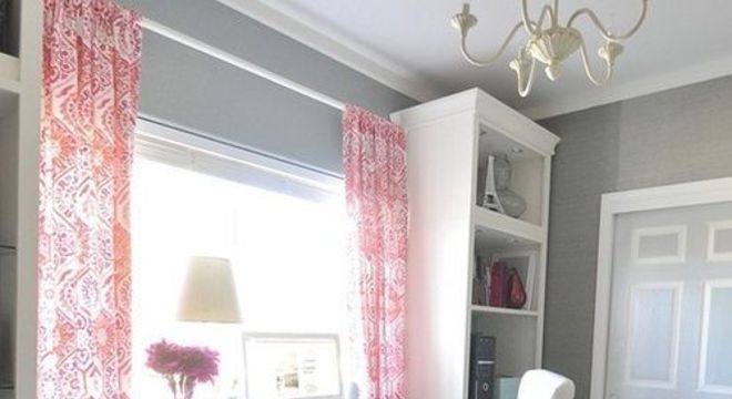 Cadeira giratória para quarto feminino