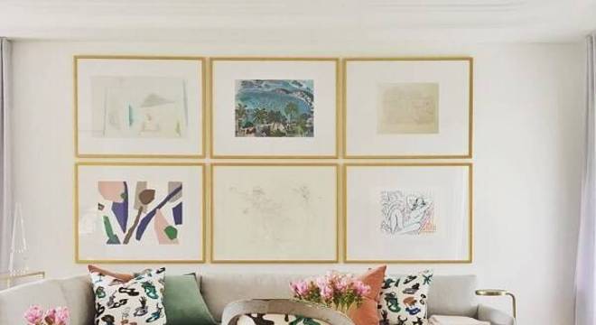 Cadeira medalhão com tecido estampado para a sala de estar