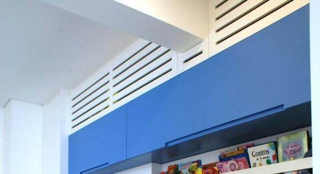 cadeira para escrivaninha - brinquedoteca com escrivaninha verde 