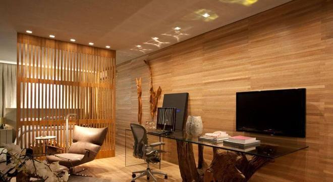 cadeira para escrivaninha - escrivaninha com estrutura de tronco 