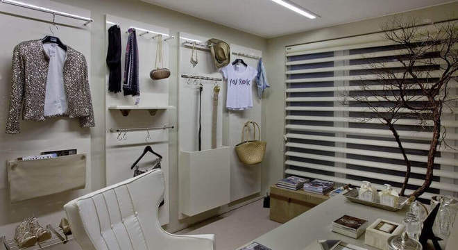 cadeira para escrivaninha - home office com cadeira estofada branca 