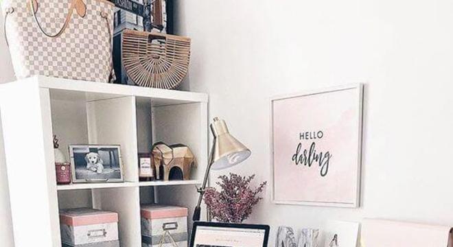 Cadeira para quarto moderna com almofada colorida