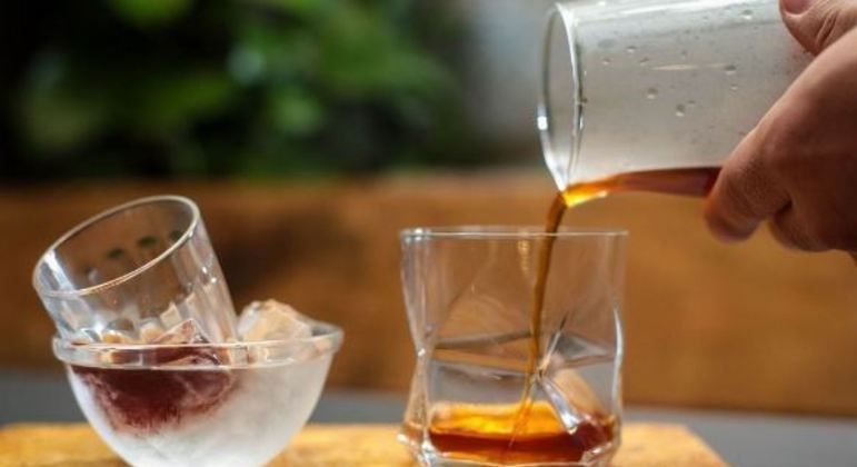 Cafés quentes e gelados no Pato Rei