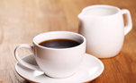 Para Kistler, 'a cafeína é o constituinte mais conhecido do café, mas a bebida contém mais de 100 componentes biologicamente ativos. É provável que os compostos não cafeinados tenham sido responsáveis ​​pelas relações positivas observadas entre o consumo de café, doenças cardiovasculares e sobrevivência. Nossas descobertas mostram que beber pequenas quantidades de café de todos os tipos não deve ser desencorajado, mas pode ser apreciado como um comportamento saudável para o coração'