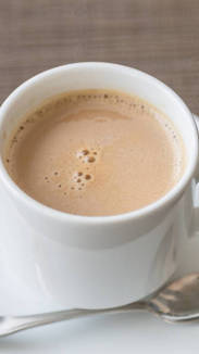 Café com leite pode ser um aliado no combate a inflamações