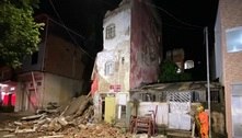 Prédio de três andares desaba em Governador Valadares (MG)