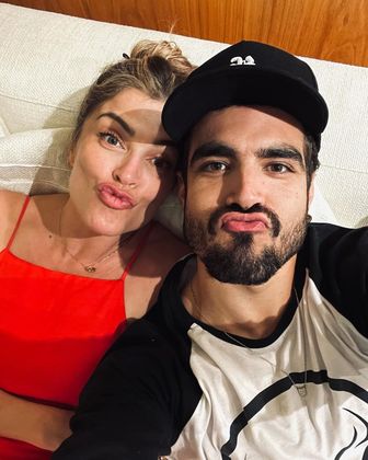 Juntos desde 2019, Grazi Massafera e Caio Castro também não são mais um casal. Neste fim de semana, a atriz contou em uma entrevista que eles se separaram e o ator negou que a causa do término tenha sido devido à uma traição. 