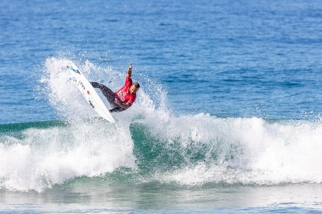 Caio Ibelli está na cena do surfe profissional desde 2016 e vem em busca de seu primeiro título mundial