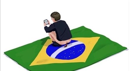 Imagem do ex-presidente Bolsonaro defecando em bandeira é uma das mais polêmicas da exposição