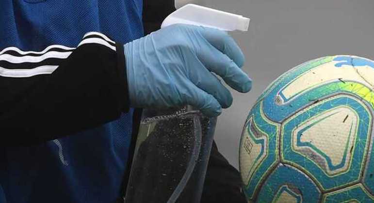 O Futebol da Itália, em busca da descontaminação