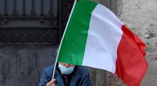 Na Itália, a expectativa nas ruas