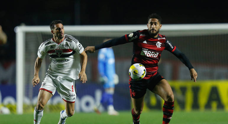 São Paulo e Flamengo disputaram partida pela 21º rodada do Brasileirão