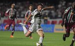 Calleri em partida pelo São Paulo contra o Fluminense