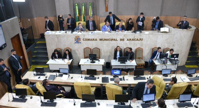 Câmara aprova projeto que autoriza convênio entre a prefeitura e Ipesaúde