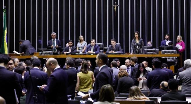 DEM vai defender reformas da Previdência e tributária