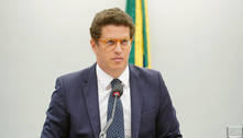 PF vê ligação de Salles com exportação ilegal de madeira