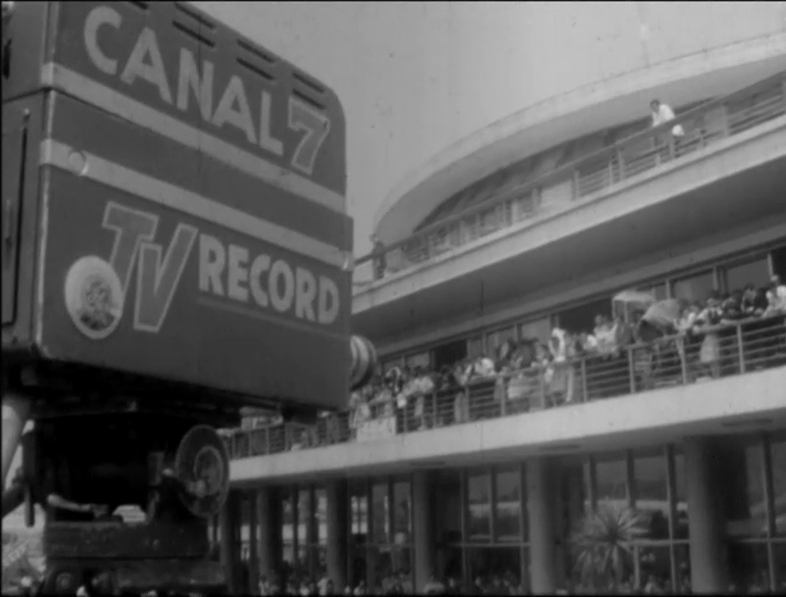 1954: O Canal 7 completa 1 ano com muito trabalho e pioneirismo ...