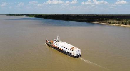 Embarcação percorre Rio Paraguai há 40 anos
