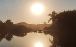 Mas a expedição pela Transamazônica também reserva momentos de rara beleza para a equipe de reportagem, como esse pôr do sol....