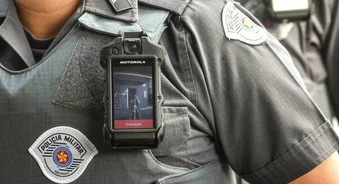 PM de SP terá câmeras corporais em uniformes a partir de 1º de agosto ...