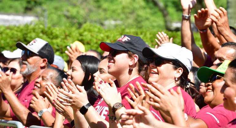 A caminhada também teve a participação de pessoas solteiras em busca de diversão e conhecimento neste sábado (29) em São Paulo