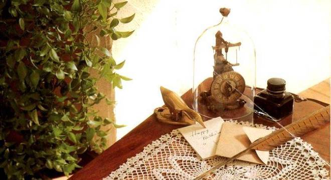 caminho de mesa de crochê oval com pontos abertos