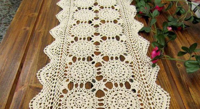 caminho de mesa de croche rentangulo