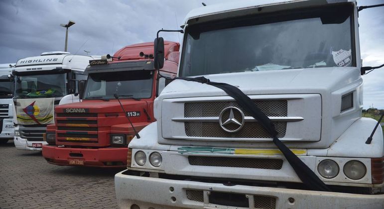 Caminhoneiro que perder o prazo só recebe parcela a partir da data da autodeclaração