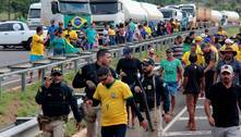 Confederação dos transportes critica bloqueios feitos por caminhoneiros em estradas