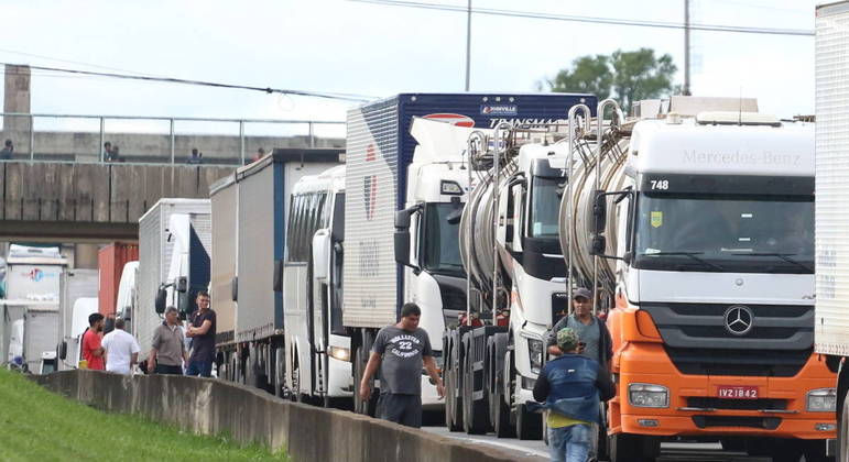 Bloqueio de rodovia em Minas Gerais, já desfeito; estado não tem retenções no momento