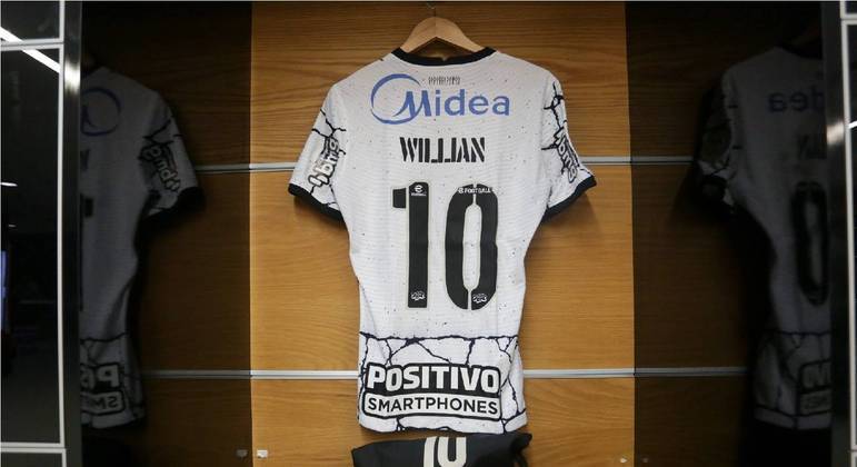 Corinthians encerrou vínculo com as empresas Midea e Positivo, que estampavam a camisa