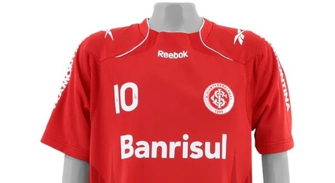 Camisas dos times da atual Serie A em 2010: Internacional