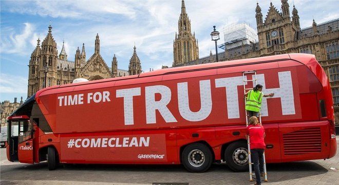 Campanha pela saída do Reino Unido da União Europeia foi acusada de mentir antes do plebiscito do Brexit