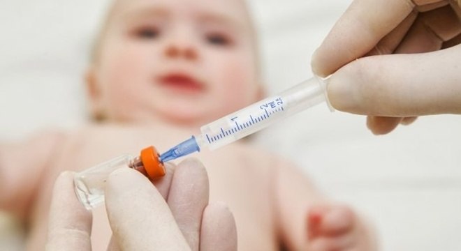 Vacina oferecida pelo SUS protege contra H1N1, H3N2 e influenza B